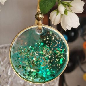 epoxy ornament turquoise transparant